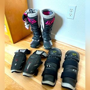 Fox Comp 5 boots/socks and padding